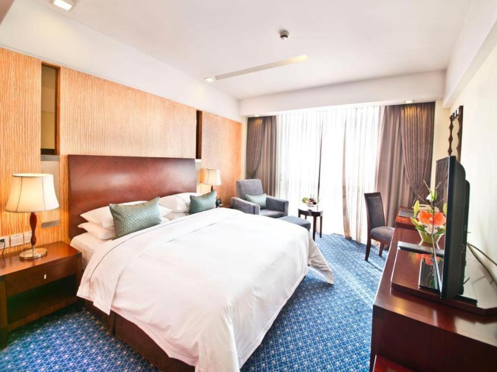Argyle International Airport Hotel Shanghai Bagian luar foto