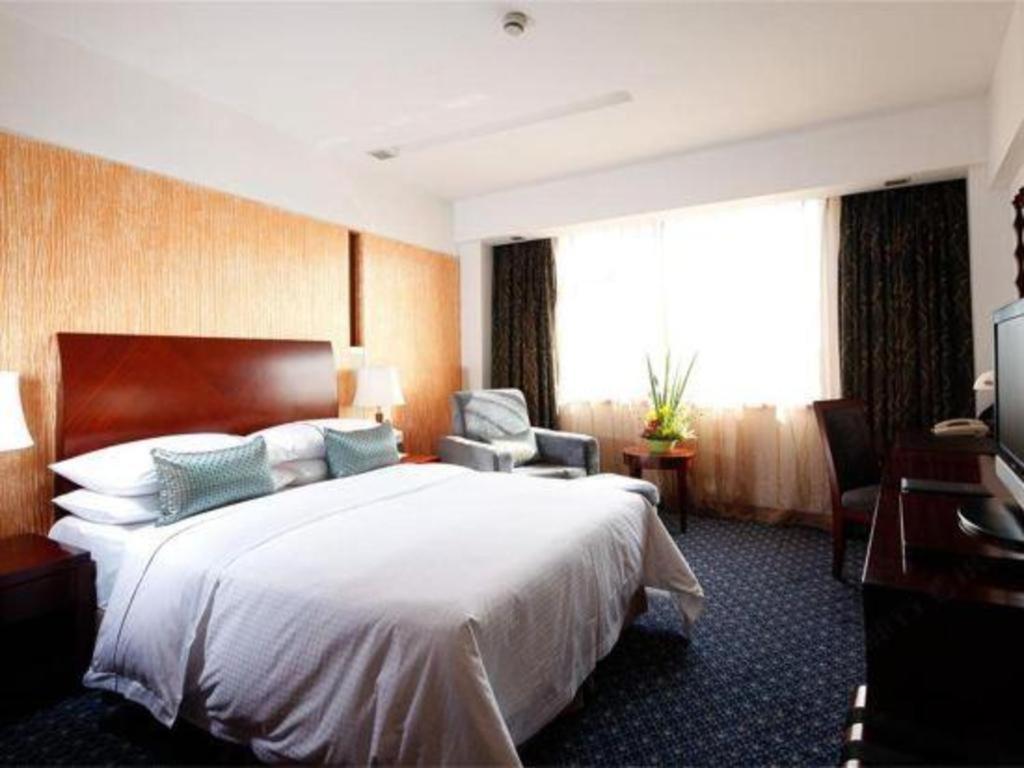 Argyle International Airport Hotel Shanghai Bagian luar foto